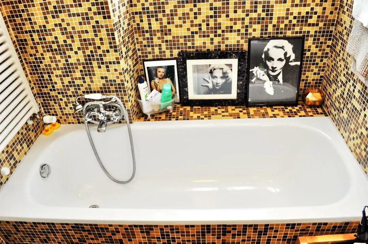 Testaccio Charming Apartment Rom 0*,